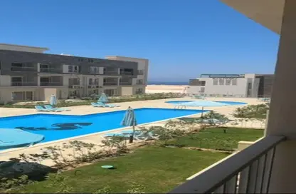 شاليه - 2 غرف نوم - 1 حمام للبيع في سي فيو - راس الحكمة - الساحل الشمالي