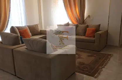 شقة - 3 غرف نوم - 2 حمامات للايجار في اللوتس الجنوبي - حى اللوتس - مدينة القاهرة الجديدة - القاهرة