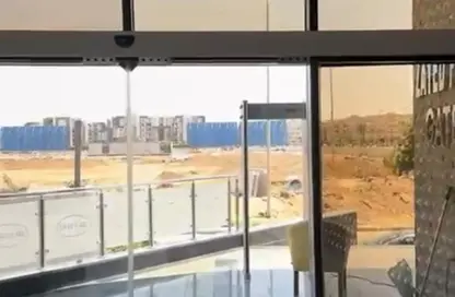 Retail - Studio - 2 Bathrooms for sale in Al Mostakbal - 12th District - Sheikh Zayed City - Giza