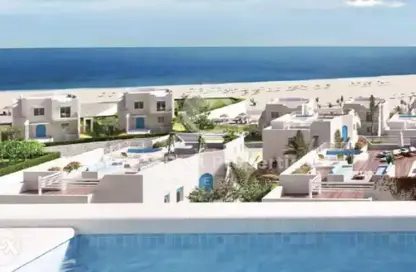 Chalet - 2 Bedrooms - 2 Bathrooms for sale in Jefaira - Ras Al Hekma - North Coast