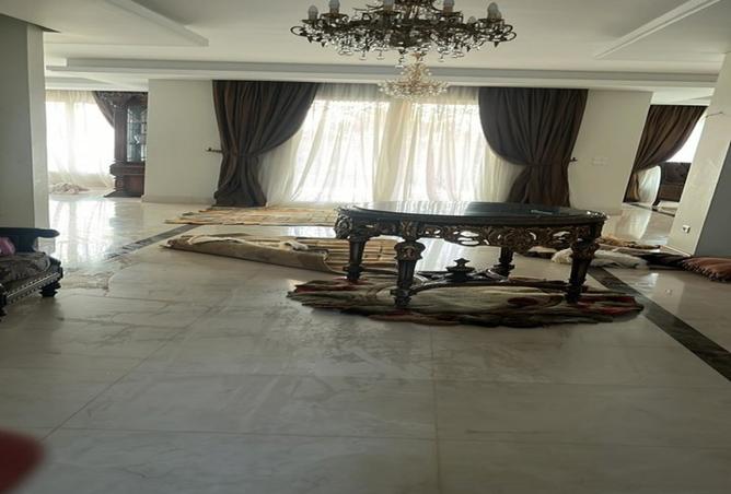 8074913 - Property Image 3