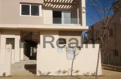 Villa - 3 Bedrooms - 3 Bathrooms for sale in Lake West - Sheikh Zayed Compounds - Sheikh Zayed City - Giza