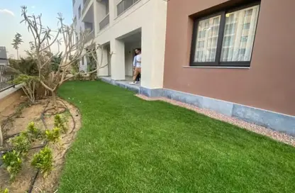 Apartment - 2 Bedrooms - 3 Bathrooms for sale in District 5 - 5th Settlement Compounds - The 5th Settlement - New Cairo City - Cairo