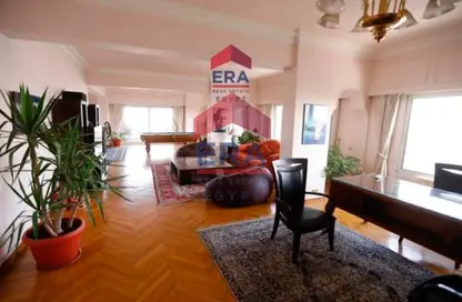 Apartment - 4 Bedrooms - 3 Bathrooms for sale in Al Nile  St. - Giza District - Ganoub El Giza - Giza