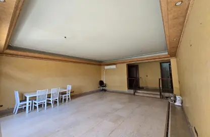 Apartment - 3 Bedrooms - 3 Bathrooms for rent in Area B - Ganoob El Acadimia - New Cairo City - Cairo