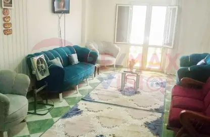 Apartment - 3 Bedrooms - 1 Bathroom for rent in Sidi Gaber St. - Sidi Gaber - Hay Sharq - Alexandria