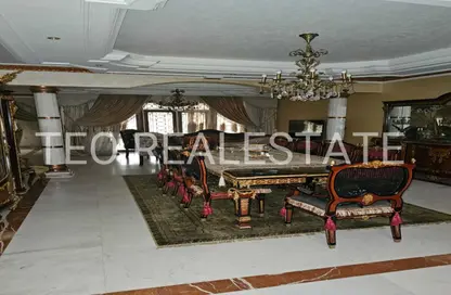 Villa - 7+ Bedrooms - 7+ Bathrooms for sale in El Rehab Extension - Al Rehab - New Cairo City - Cairo