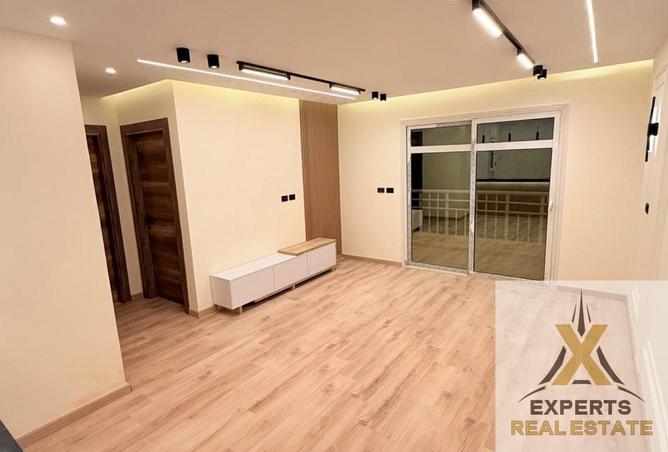 8561391 - Property Image 2