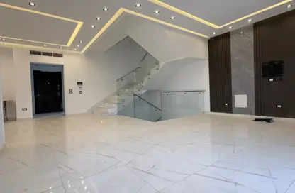 فيلا - 5 غرف نوم - 3 حمامات للبيع في ماونتن فيو تشيل اوت بارك - التوسعات الشمالية - مدينة 6 أكتوبر - الجيزة