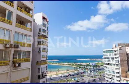 شقة - 3 غرف نوم - 3 حمامات للبيع في شارع محمود الديب - زيزينيا - حي شرق - الاسكندرية