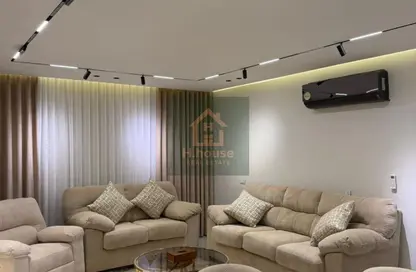 Apartment - 2 Bedrooms - 1 Bathroom for rent in El Rehab Extension - Al Rehab - New Cairo City - Cairo