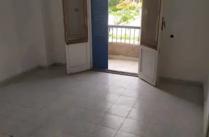 Apartment - 3 Bedrooms - 1 Bathroom for sale in Street 13 - 11th District - 6 October City - Giza