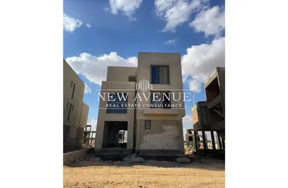 Villa - 5 Bedrooms - 7+ Bathrooms for sale in Stei8ht - The 1st Settlement - New Cairo City - Cairo