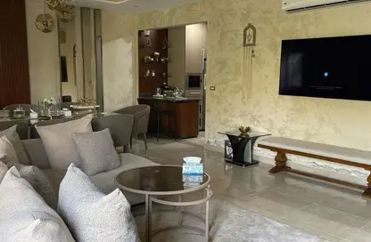 شقة - 3 غرف نوم - 4 حمامات للبيع في فيفث سكوير - التجمع الخامس - مدينة القاهرة الجديدة - القاهرة شقة - 3 غرف نوم - 4 حمامات للبيع في فيفث سكوير - التجمع الخامس - مدينة القاهرة الجديدة - القاهرة