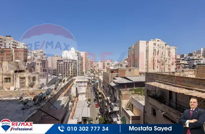 شقة - 3 غرف نوم - 2 حمامات للبيع في شارع ذو الفقار - جناكليس - حي شرق - الاسكندرية