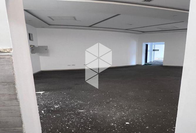 8323788 - Property Image 2