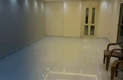 Apartment - 3 Bedrooms - 2 Bathrooms for rent in Palestine St. - New Maadi - Hay El Maadi - Cairo