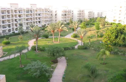 Apartment - 3 Bedrooms - 2 Bathrooms for rent in Zayed 2000 - 4th District - Sheikh Zayed City - Giza