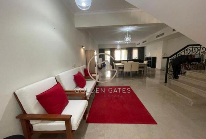 8105308 - Property Image 2