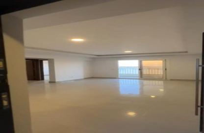 Chalet - 3 Bedrooms - 2 Bathrooms for sale in Alexandria Marsa Matrouh Road - Al Hanouvel - Hay Al Agami - Alexandria