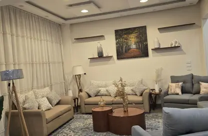 Apartment - 3 Bedrooms - 3 Bathrooms for sale in Ahmed Shawky Axis - El Banafseg 1 - El Banafseg - New Cairo City - Cairo