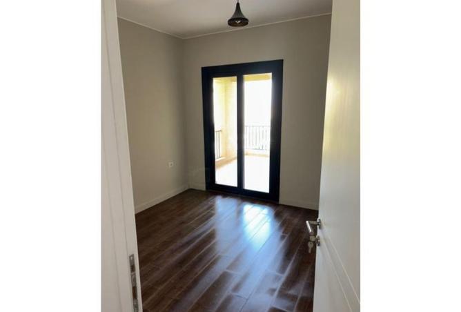 8219821 - Property Image 2