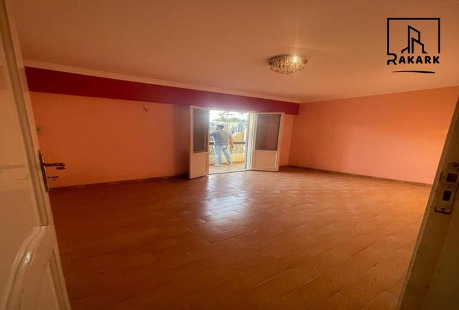 8275396 - Property Image 3