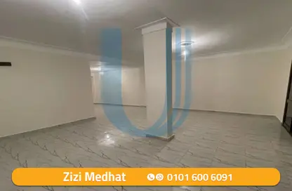 شقة - 3 غرف نوم - 2 حمامات للبيع في شارع إسكندر إبراهيم - ميامي - حي اول المنتزة - الاسكندرية