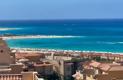 فيلا - 5 غرف نوم - 5 حمامات للبيع في تلال العلمين - سيدي عبد الرحمن - الساحل الشمالي
