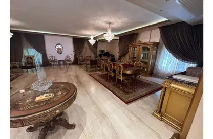 فيلا - 6 غرف نوم - 6 حمامات للبيع في مكسيم - التجمع الاول - مدينة القاهرة الجديدة - القاهرة