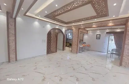 Apartment - 3 Bedrooms - 2 Bathrooms for rent in Sarayat Al Maadi - Hay El Maadi - Cairo