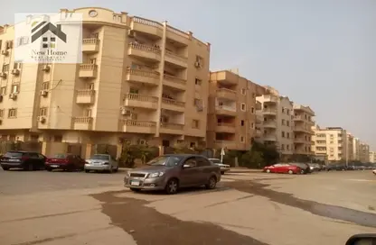 Apartment - 2 Bedrooms - 1 Bathroom for sale in Al Narges - New Cairo City - Cairo