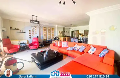 Apartment - 3 Bedrooms - 3 Bathrooms for sale in Sidi Beshr - Hay Awal El Montazah - Alexandria