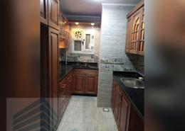 شقة - 3 غرف نوم - 2 حمامات for للايجار in شارع لاجيتيه - الإبراهيمية - حي وسط - الاسكندرية