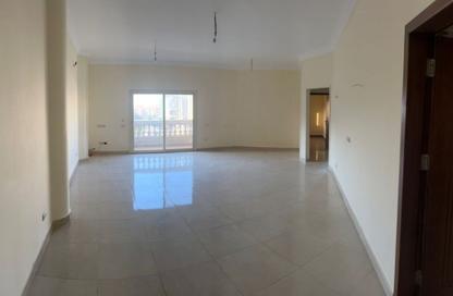 Apartment - 3 Bedrooms - 1 Bathroom for rent in Talaat Harb Axis - District 2 - The 5th Settlement - New Cairo City - Cairo