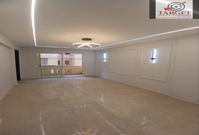 7994966 - Property Main Image