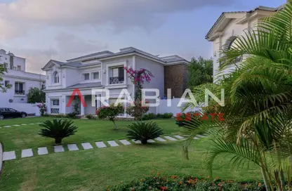 Villa - 4 Bedrooms - 4 Bathrooms for sale in Mountain View 1.1 - 5th Settlement Compounds - The 5th Settlement - New Cairo City - Cairo