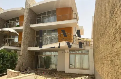 Villa - 4 Bedrooms - 4 Bathrooms for sale in South Investors Area - New Cairo City - Cairo