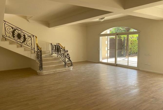 8376000 - Property Main Image