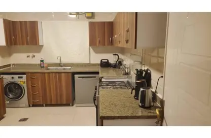 Apartment - 2 Bedrooms - 2 Bathrooms for rent in Al Tayaran St. - Rabaa Al Adaweyah - Nasr City - Cairo