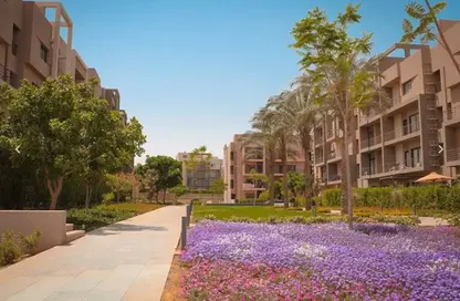 Apartment - 2 Bedrooms - 2 Bathrooms for sale in Moon Residences - Fifth Square - The 5th Settlement - New Cairo City - Cairo