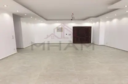 Apartment - 3 Bedrooms - 2 Bathrooms for rent in El Banafseg Apartment Buildings - El Banafseg - New Cairo City - Cairo