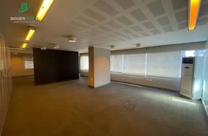 Office Space - Studio - 3 Bathrooms for rent in Street 202 - Degla - Hay El Maadi - Cairo