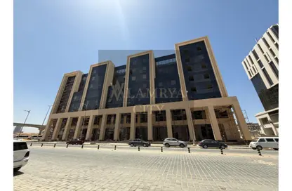 مساحات مكتبية - استوديو - 2 حمامات للبيع في اوداز مول - الحى المالى - العاصمة الإدارية الجديدة - القاهرة