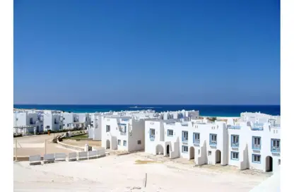 Chalet - 2 Bedrooms - 2 Bathrooms for sale in Mountain View - Ras Al Hekma - North Coast