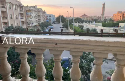 Apartment - 3 Bedrooms - 2 Bathrooms for sale in Al Safa St. - Sheikh Zayed City - Giza