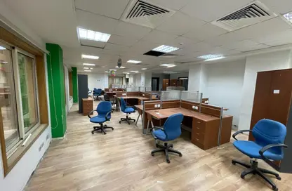 Office Space - Studio - 3 Bathrooms for rent in Al Laselky St. - El Laselky - New Maadi - Hay El Maadi - Cairo