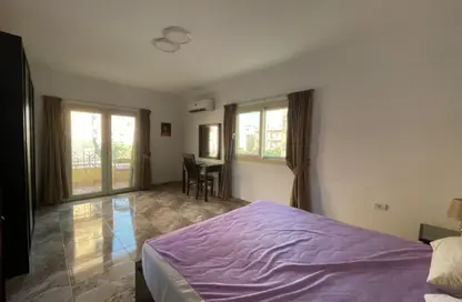 شقة - 2 غرف نوم - 2 حمامات للايجار في ميدان مصطفى بغدادي - الحي الثالث - التجمع الخامس - مدينة القاهرة الجديدة - القاهرة