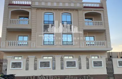 Townhouse - 3 Bedrooms - 2 Bathrooms for sale in 3rd Neighborhood - 3rd District East - Shorouk City - Cairo