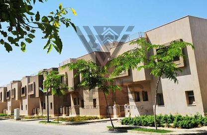 تاون هاوس - 4 غرف نوم - 3 حمامات للبيع في كمبوند فيلدج جاردن القطامية - كمبوندات التجمع الخامس - التجمع الخامس - مدينة القاهرة الجديدة - القاهرة